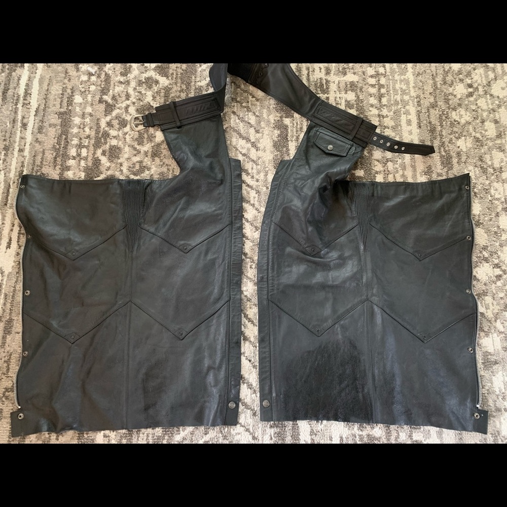 Harley Davidson men’s leather chaps sz L